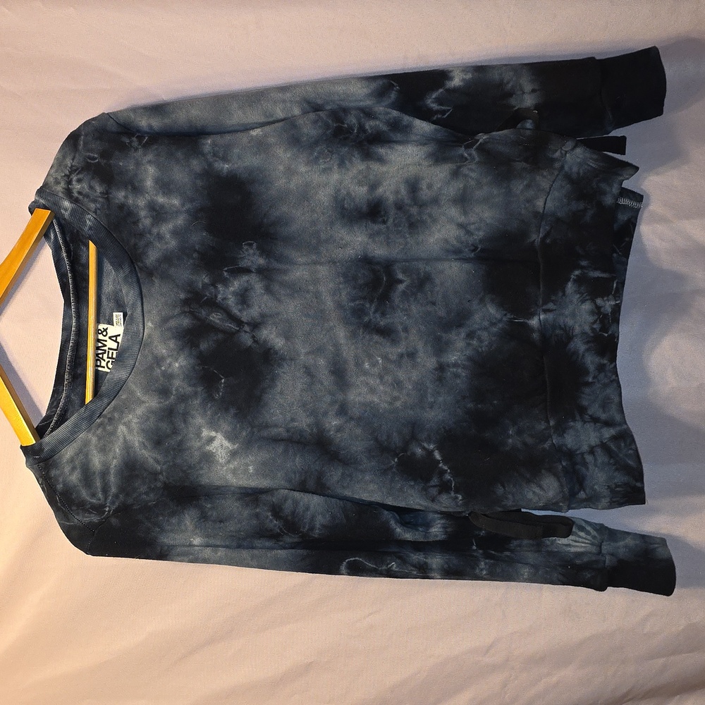 Pam & Gela Womens Sweatshirt Top Size Medium W Side Ties (Janni #8)